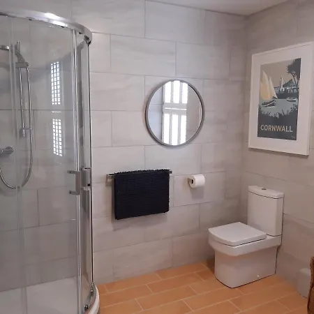 Sanderling - Grade 2 Listed Georgian Townhouse By The Sea *